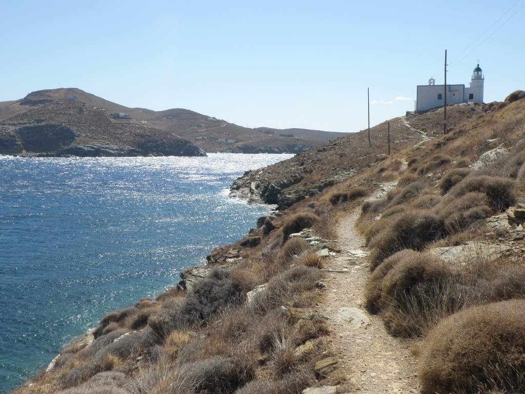 urban travel tales, Agios Nikolaos, lighthouse, Greek port Kea/Tzia