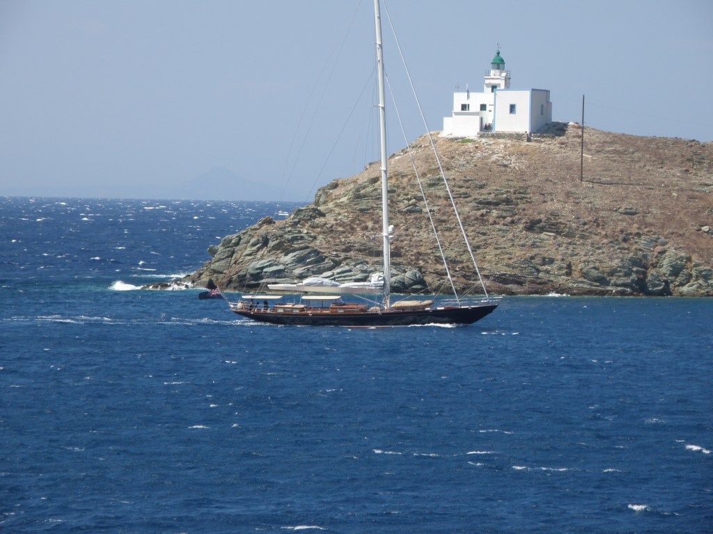 urban travel tales, Kea, Tzia, lighthouse